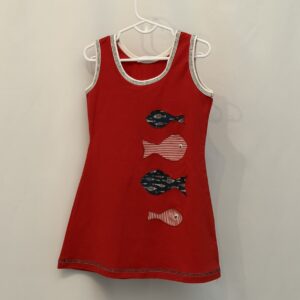 Artikl 3002- Suvenir dječja haljina bez rukava, crvena - motiv četri ribe